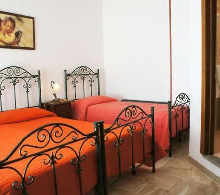 La Coccinella Bed and Breakfast Lecce Værelse billede